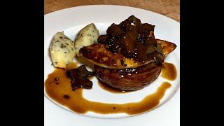 Tournedos de canard façon Rossini sauce Périgueux [upl. by Serrell]